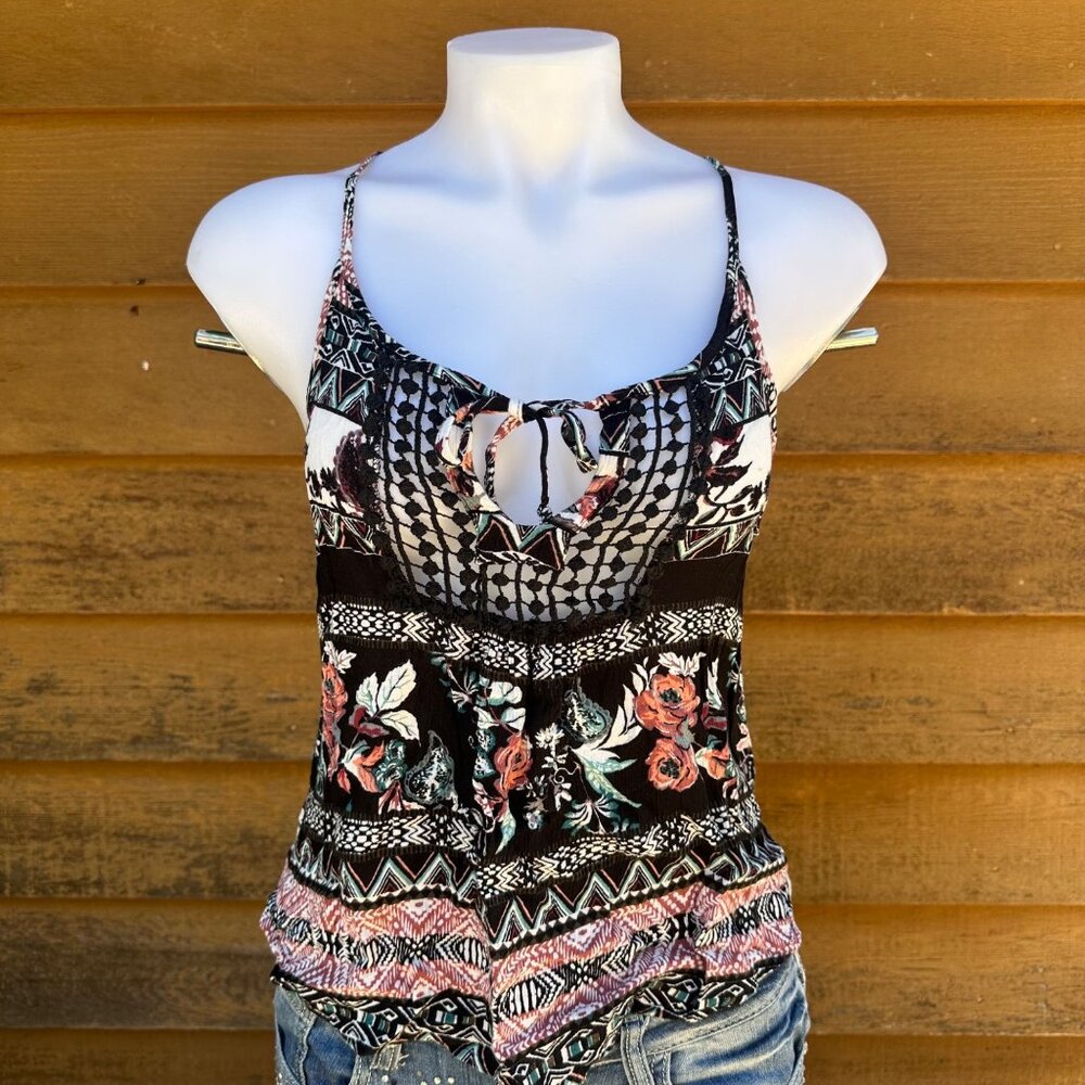 Happening In The Present Floral Black Tie Key Hole Front Tank Top Size S